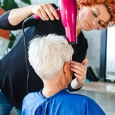 在 Instagram 上关注 @namesalon - 爱游戏
